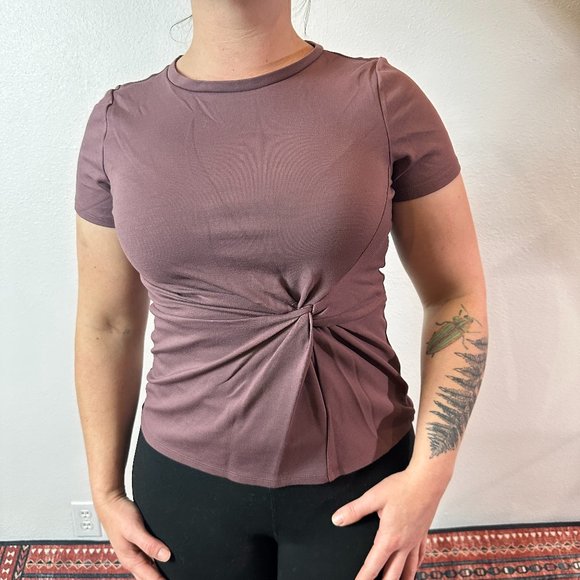 Express Purple Twist Knot Crewneck T-Shirt Mauve Size Medium - Picture 1 of 7